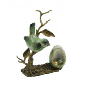 مجسمه پرنده روی شاخه برنز